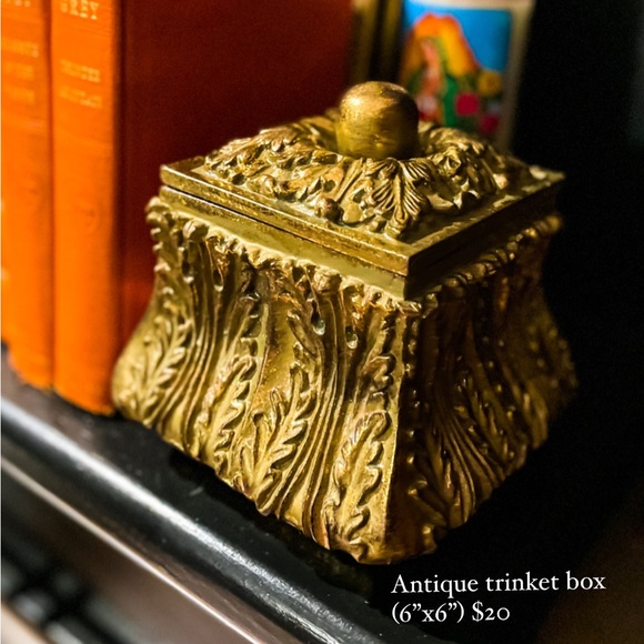 Vintage Gold Trinket Box 6x6 - Picture 1 of 3
